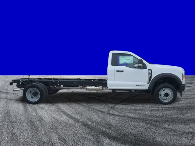 2026 Ford F-550 XL photo 3