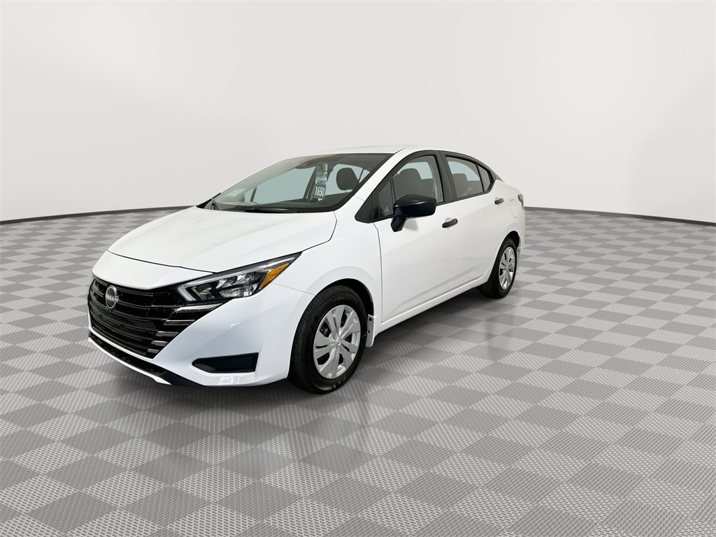 2025 Nissan Versa 1.6 S photo 4
