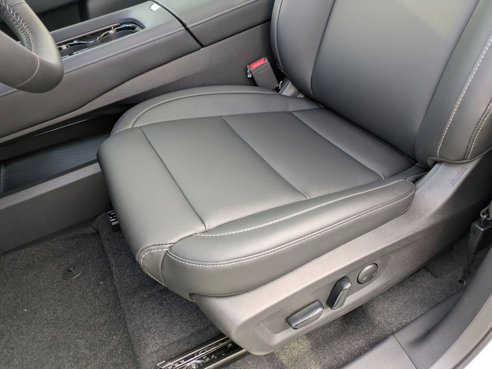 2025 Nissan Murano SL photo 3