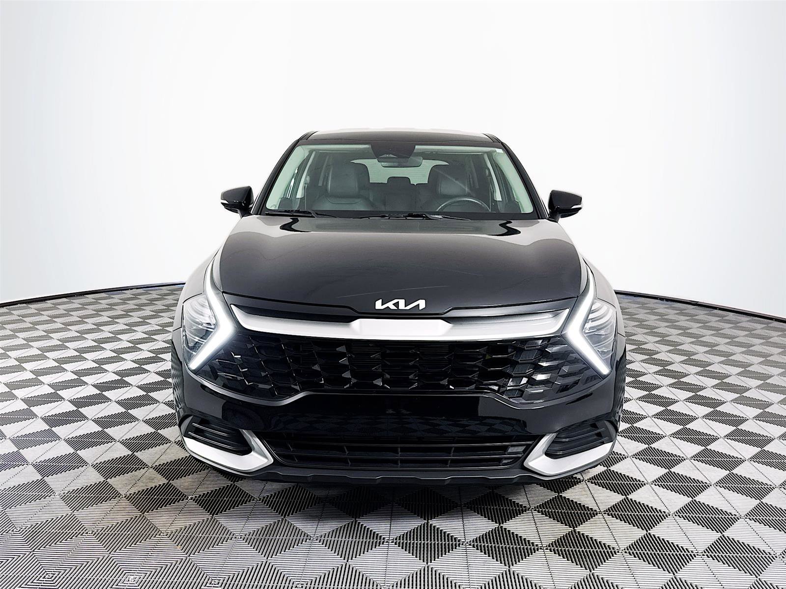 2025 Kia Sportage EX photo 2