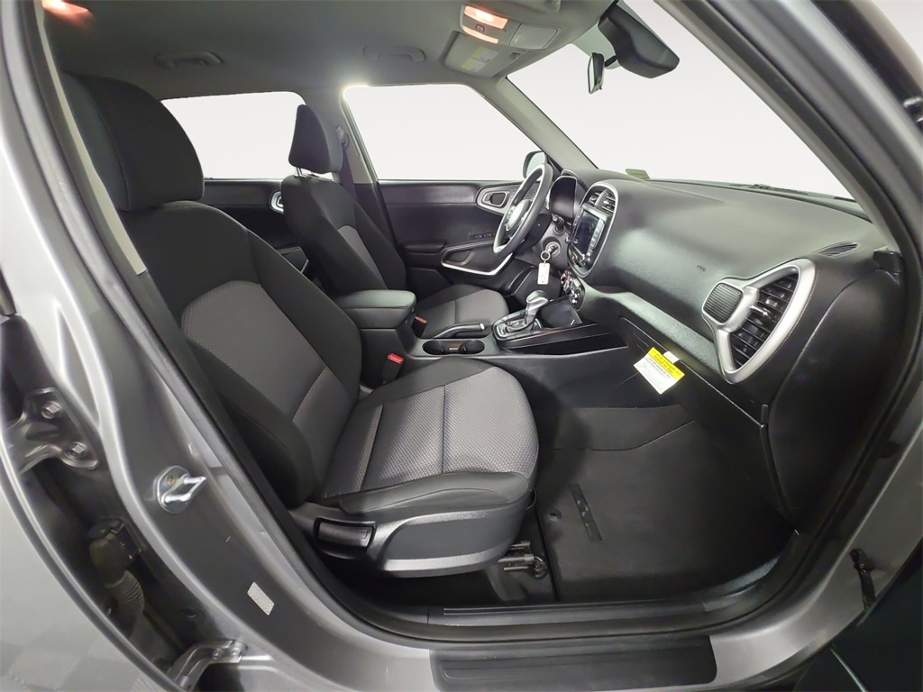 2023 Kia Soul LX photo 14