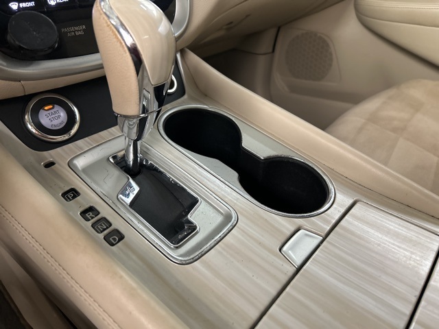 2015 Nissan Murano SV photo 11