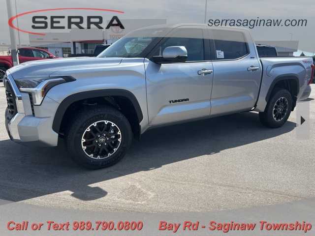 2025 Toyota Tundra SR5's photo