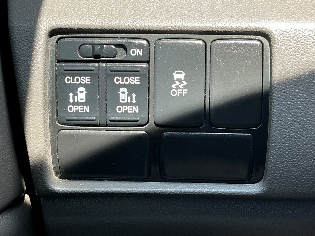 2014 Honda Odyssey EX photo 45