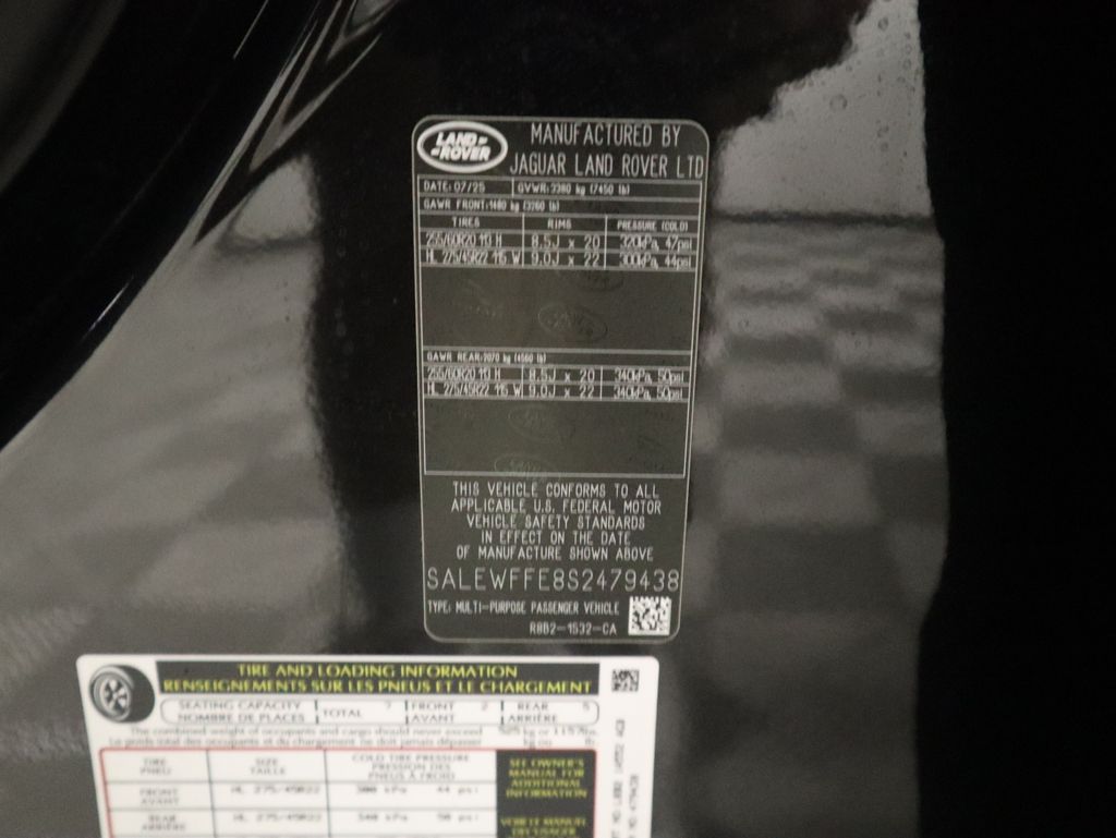 2025 Land Rover Defender 130 V8 photo 31