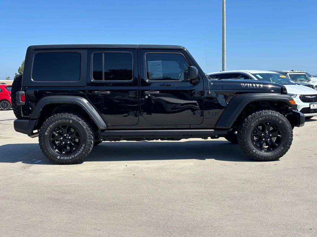 2021 Jeep Wrangler Unlimited Willys photo 2