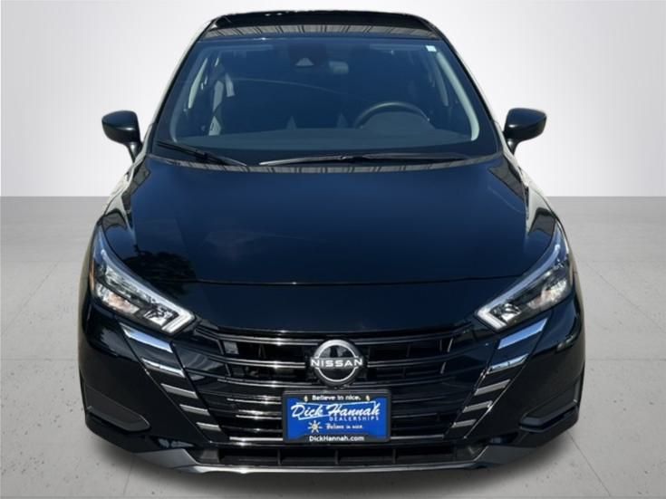 2025 Nissan Versa 1.6 S photo 3