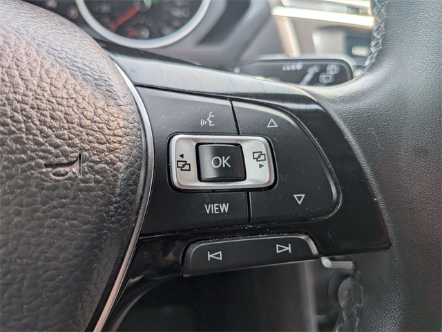 2020 Volkswagen Tiguan SE photo 12