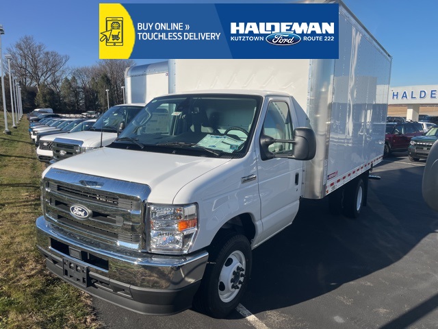 2026 Ford E-Series Cutaway Base's photo