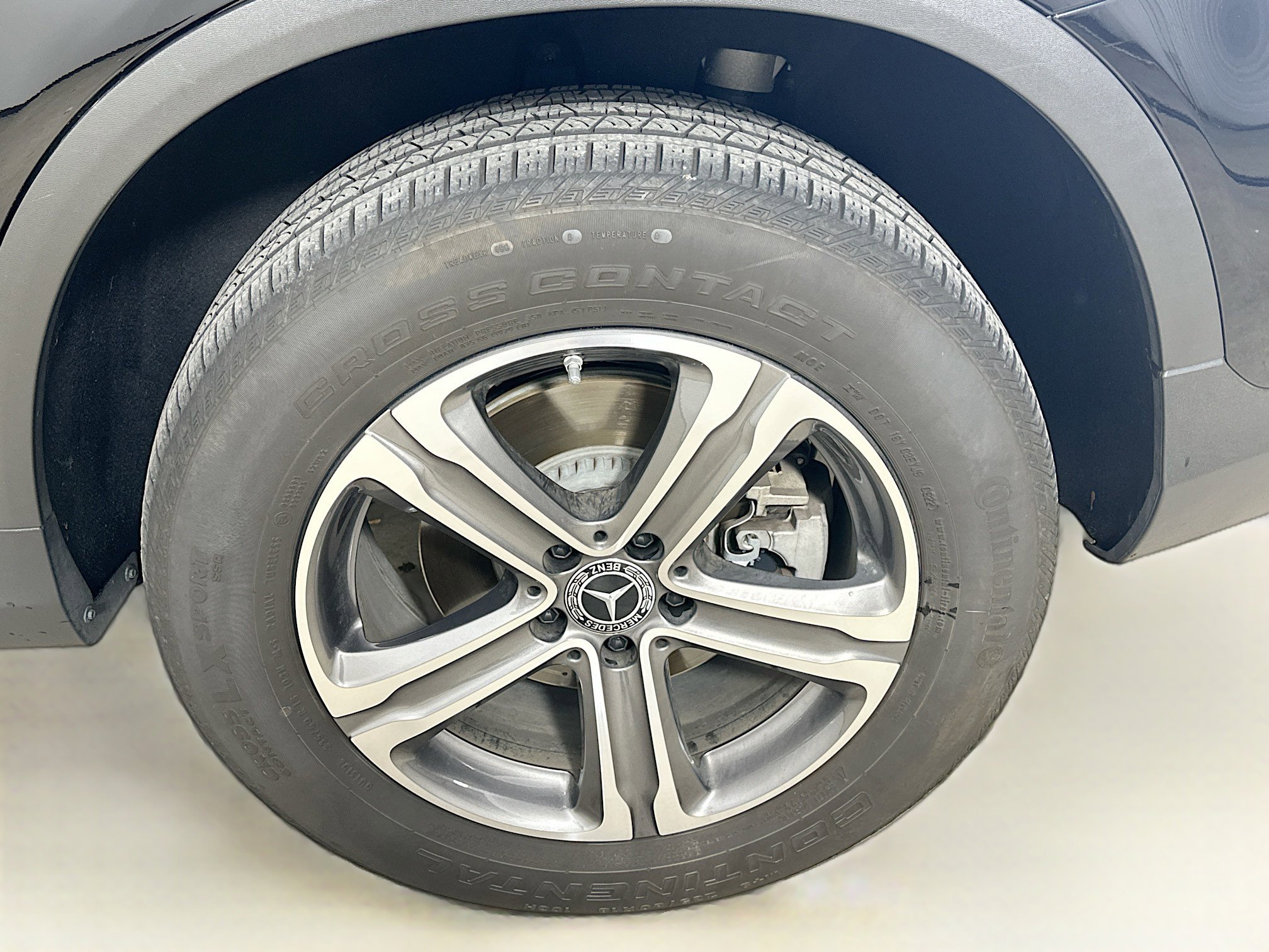 2022 Mercedes Benz GLC 300 4MATIC photo 3