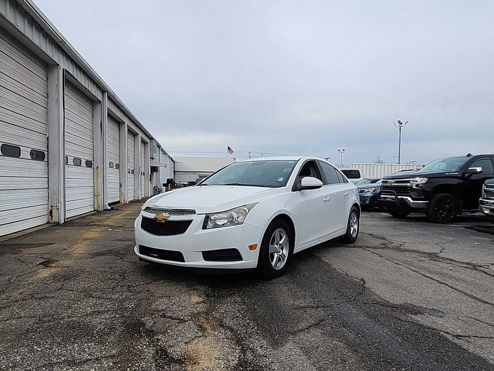 2015 Chevrolet Cruze 1LT's photo