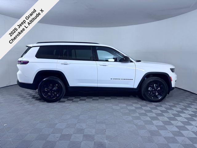 2025 Jeep Grand Cherokee Altitude X photo 9