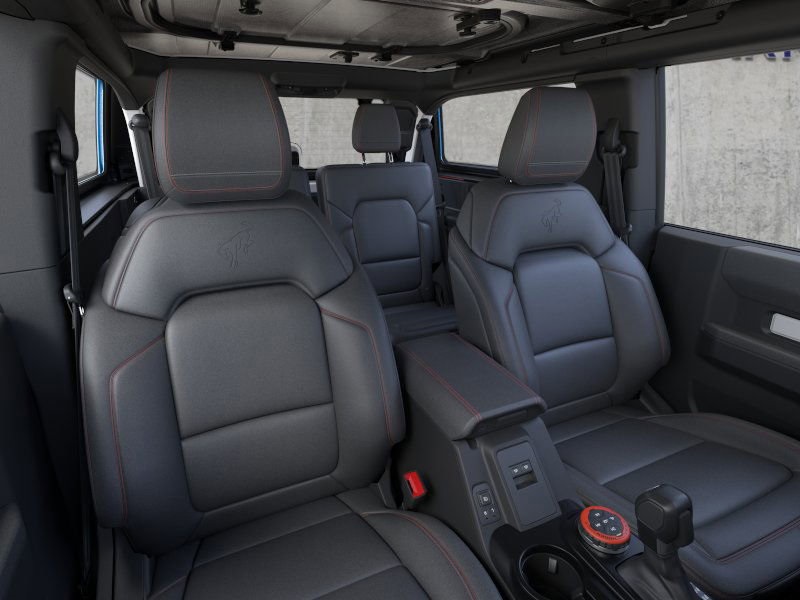 2025 Ford Bronco First Edition photo 10