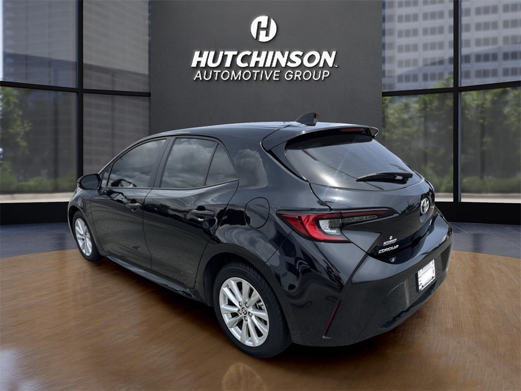 2024 Toyota Corolla SE photo 3