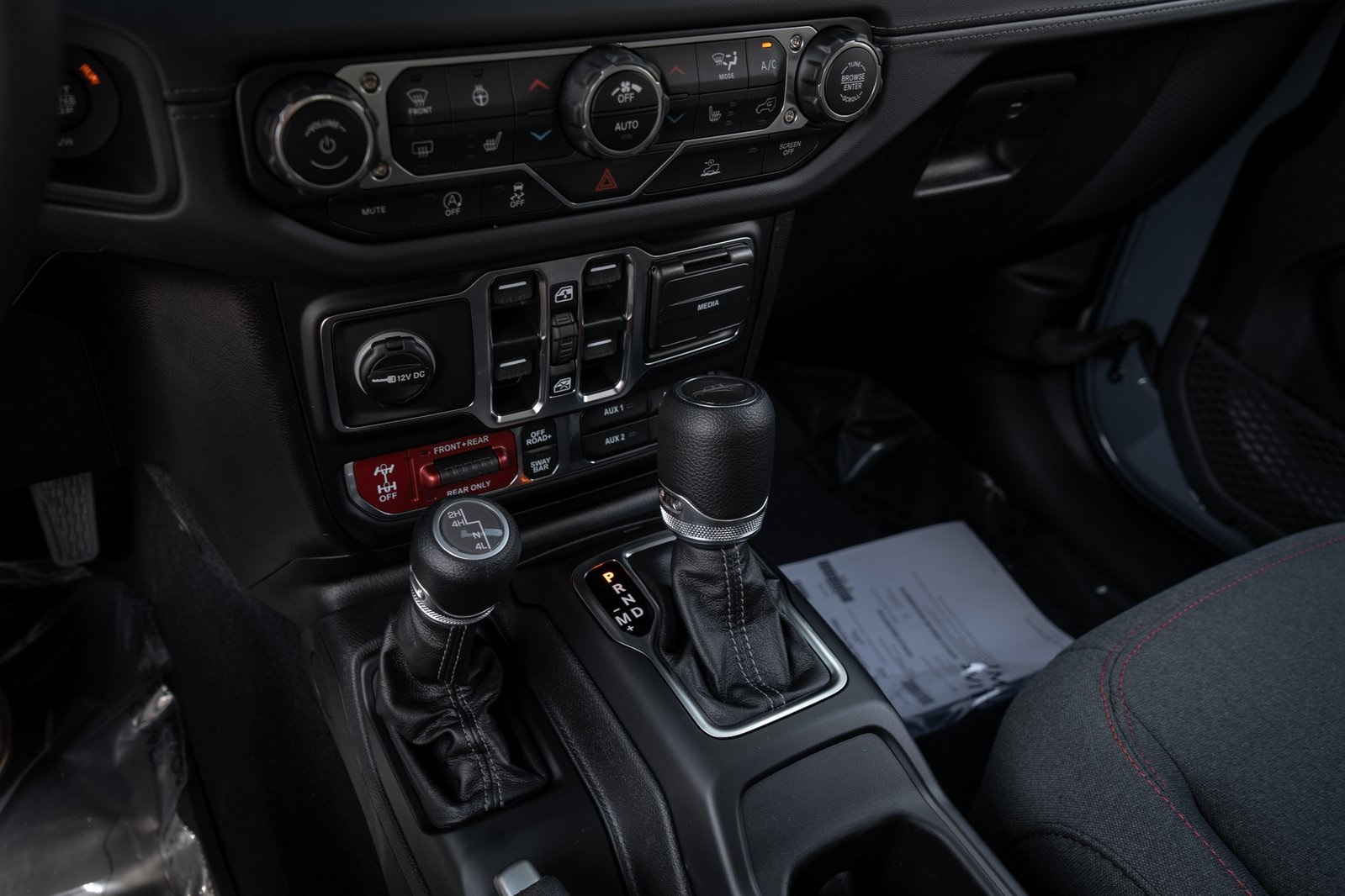 2025 Jeep Gladiator Rubicon photo 26