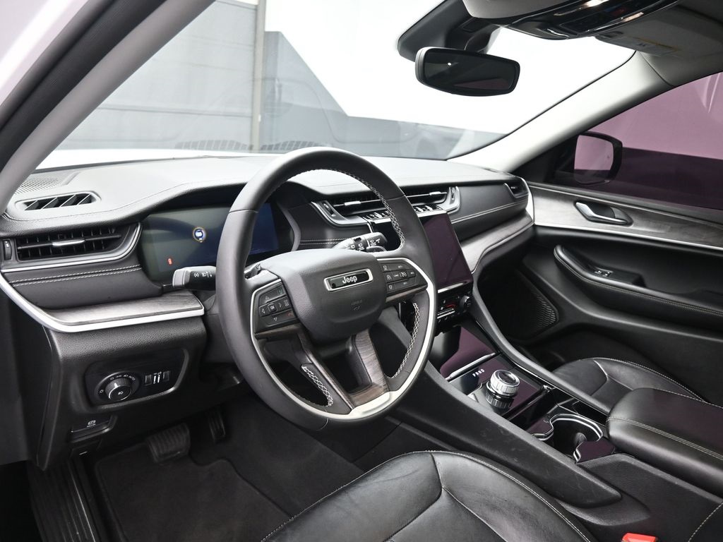 2025 Jeep Gladiator Sport photo 30