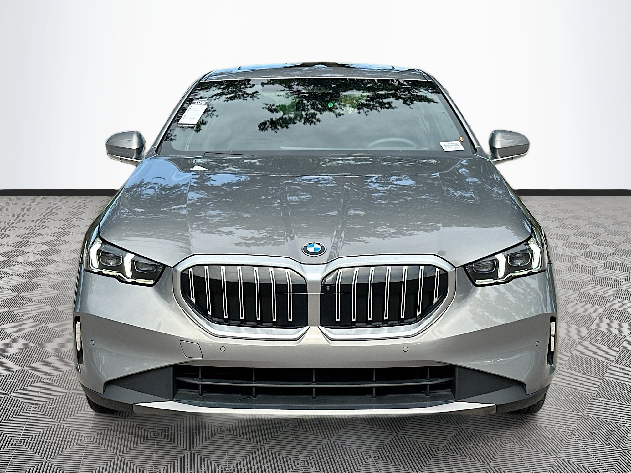 2025 Bmw 530i photo 2