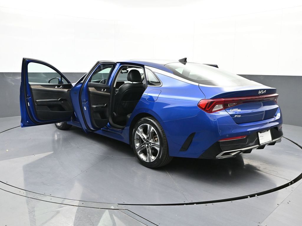 2022 Kia K5 EX photo 29