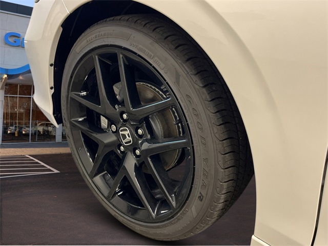 2026 Honda Civic Hatchback Sport photo 9