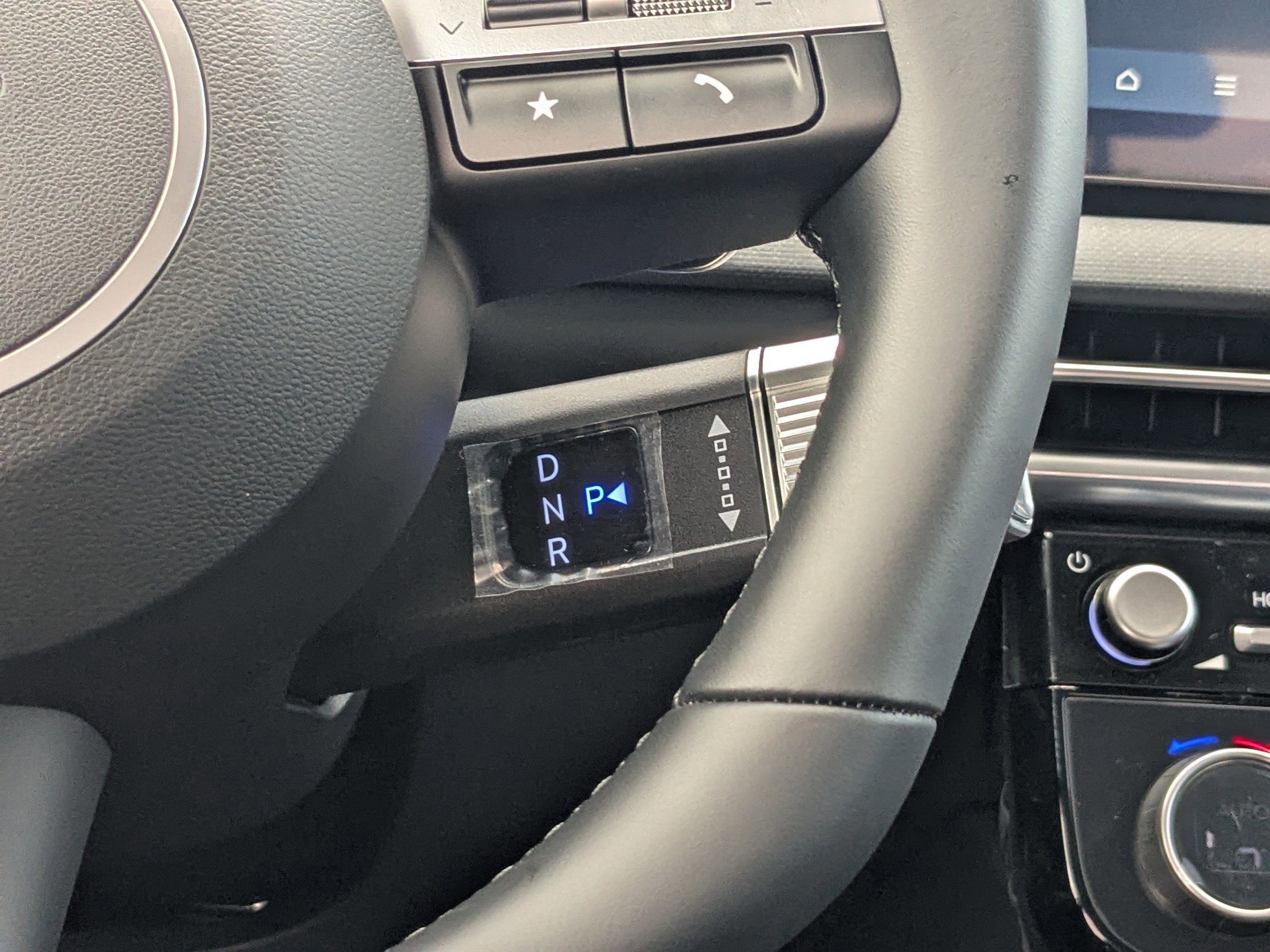 2025 Hyundai Tucson Hybrid SEL Convenience photo 13