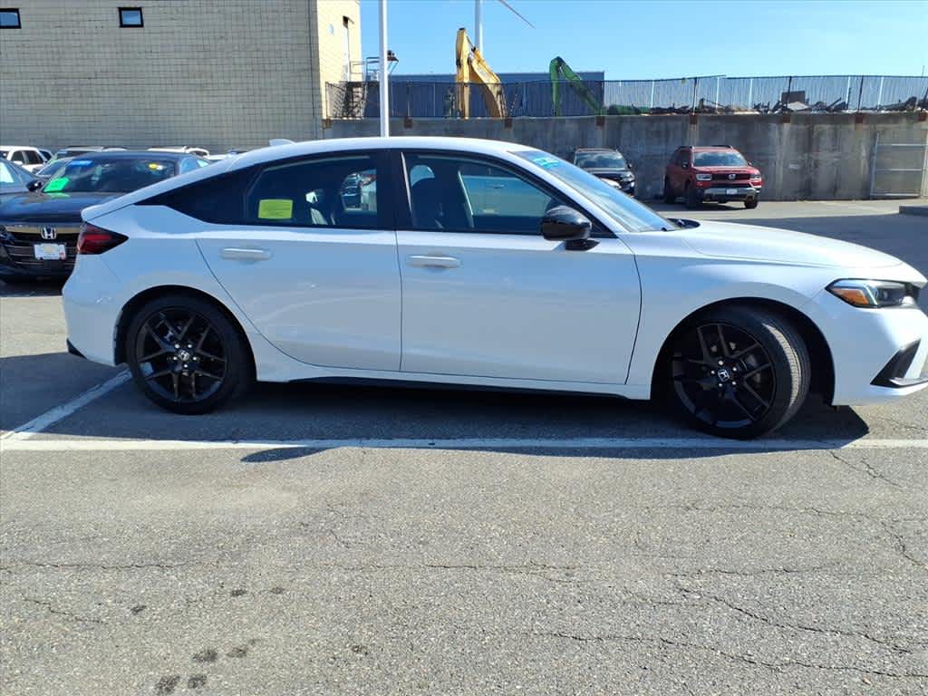 2023 Honda Civic Sport photo 4