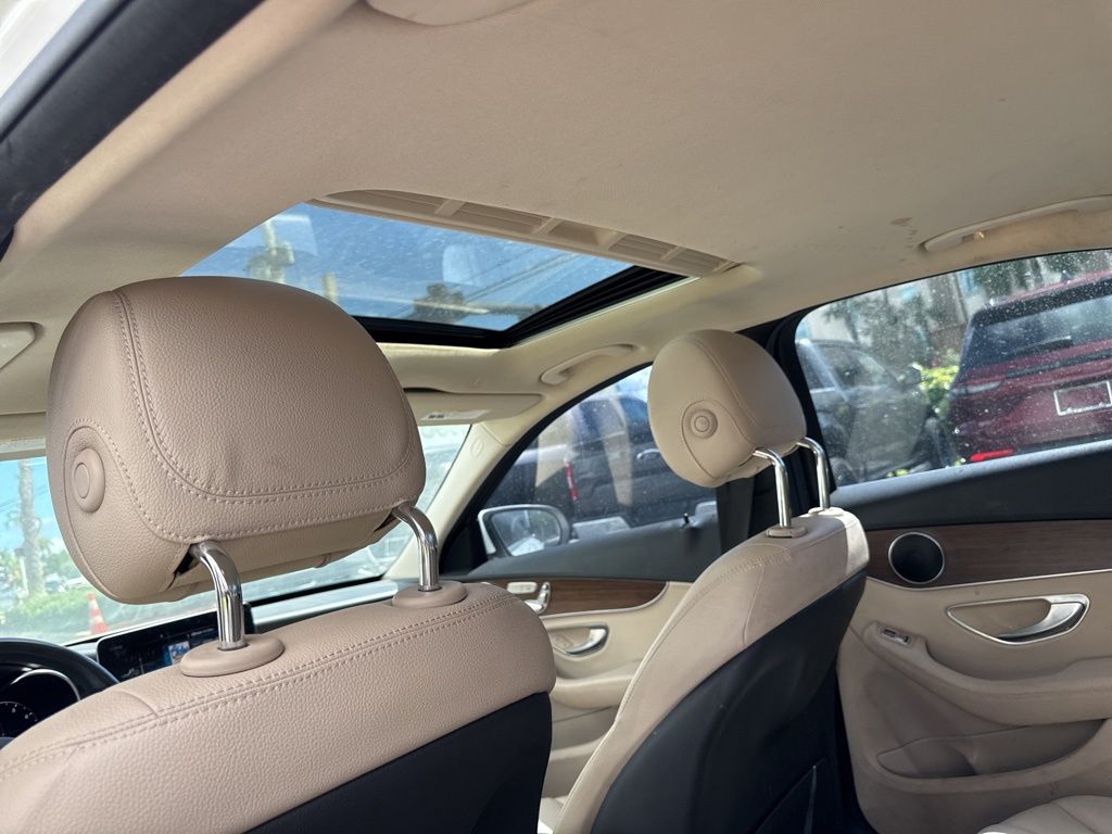 2021 Mercedes Benz C 300 photo 8