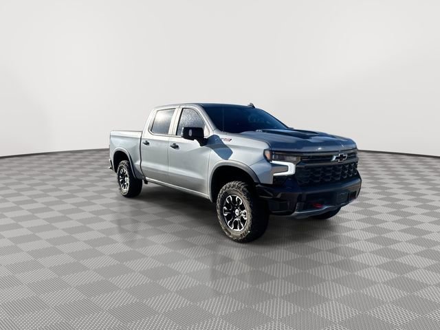 2024 Chevrolet Silverado 1500 ZR2 photo 2