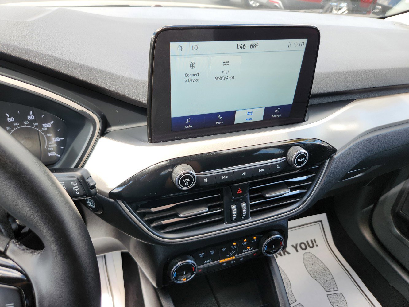 2022 Ford Escape SEL photo 9