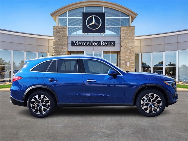 2026 Mercedes Benz GLC 350e 4MATIC photo 4