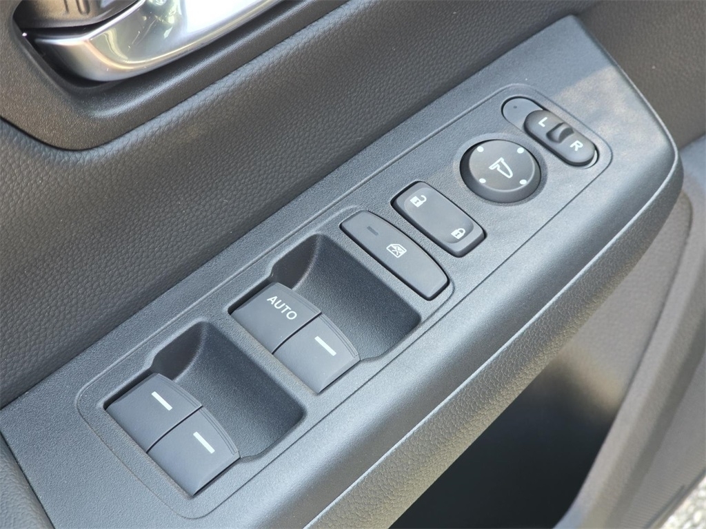 2026 Honda CR-V LX photo 17
