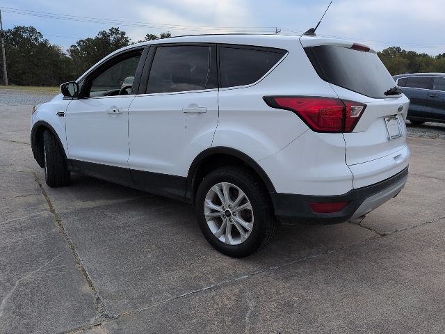 2019 Ford Escape SE photo 4