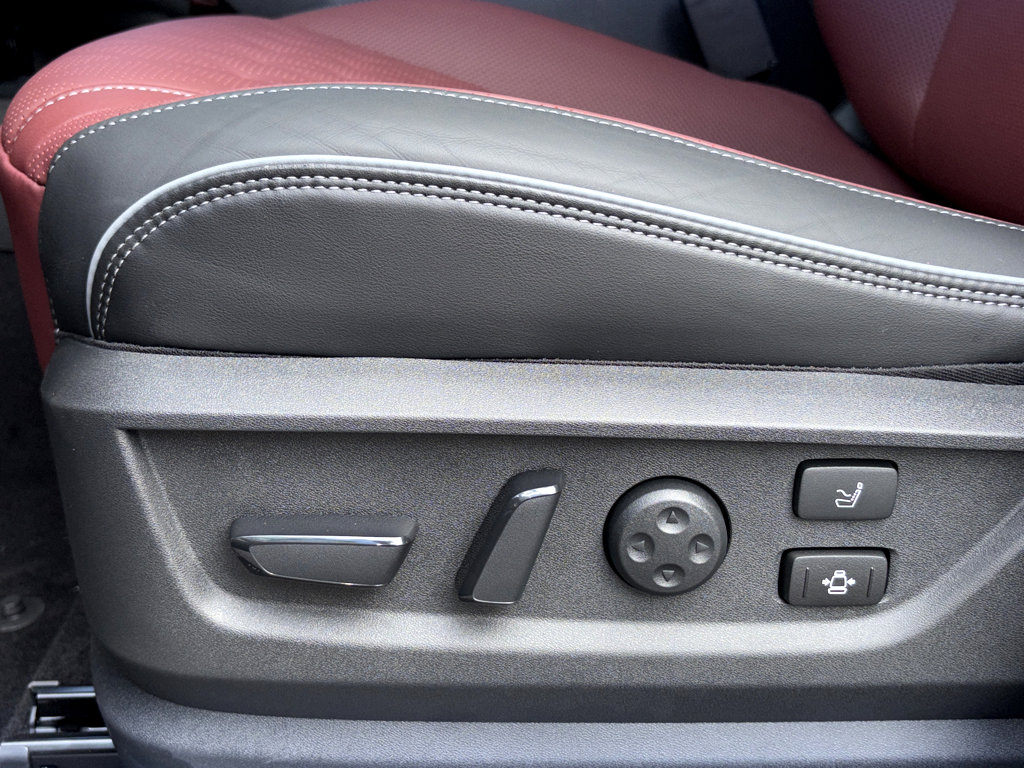 2026 Infiniti QX80 photo 22