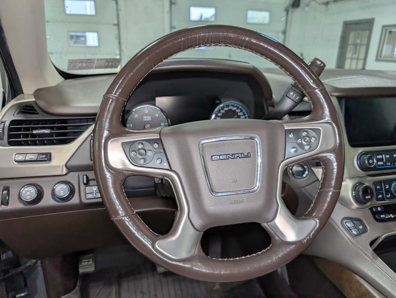 2018 Gmc Yukon Denali photo 36