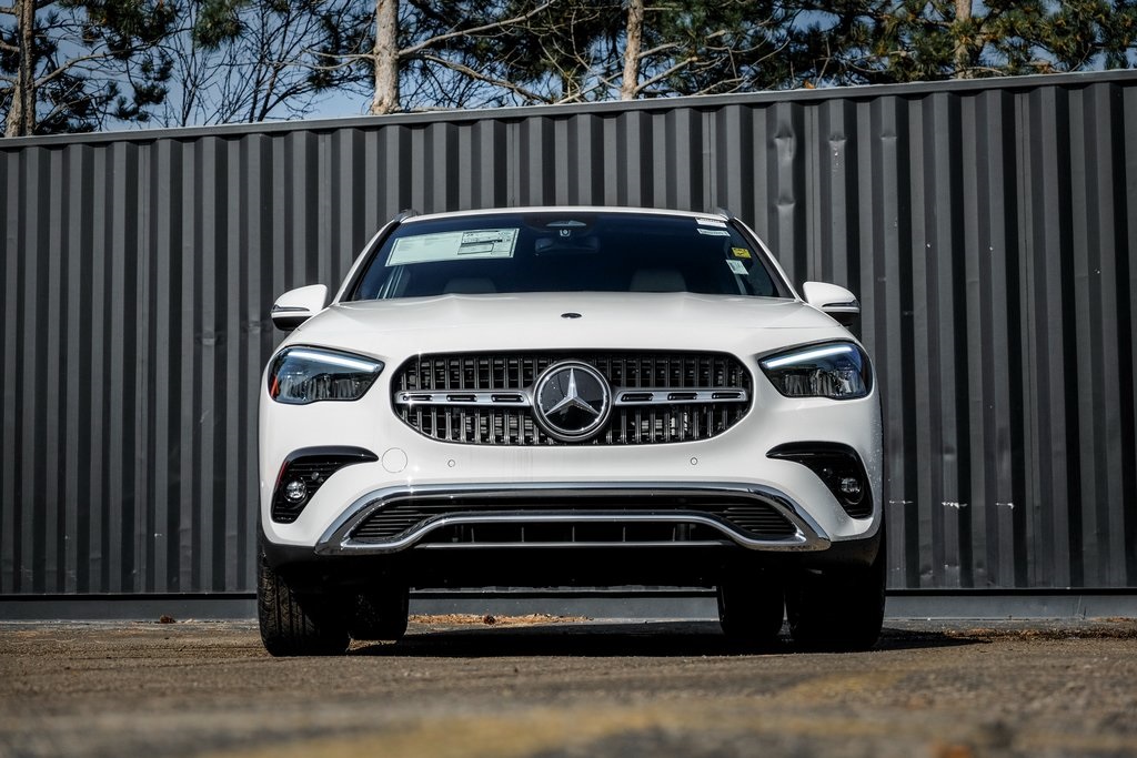 2026 Mercedes Benz GLA 250 4MATIC photo 4