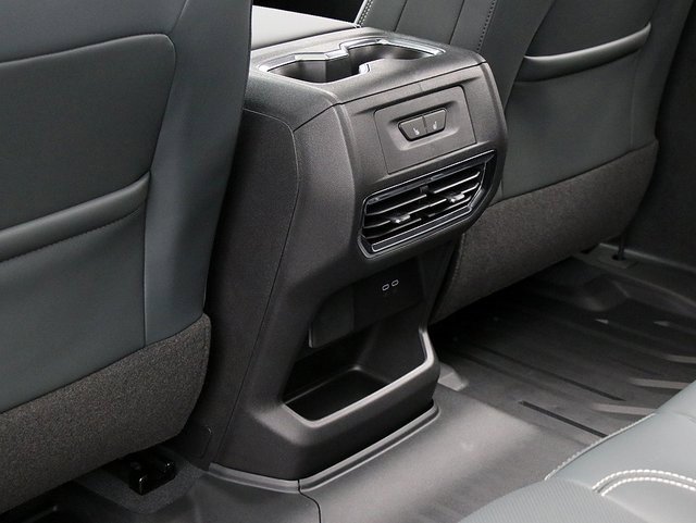2026 Gmc Sierra EV AT4 photo 15