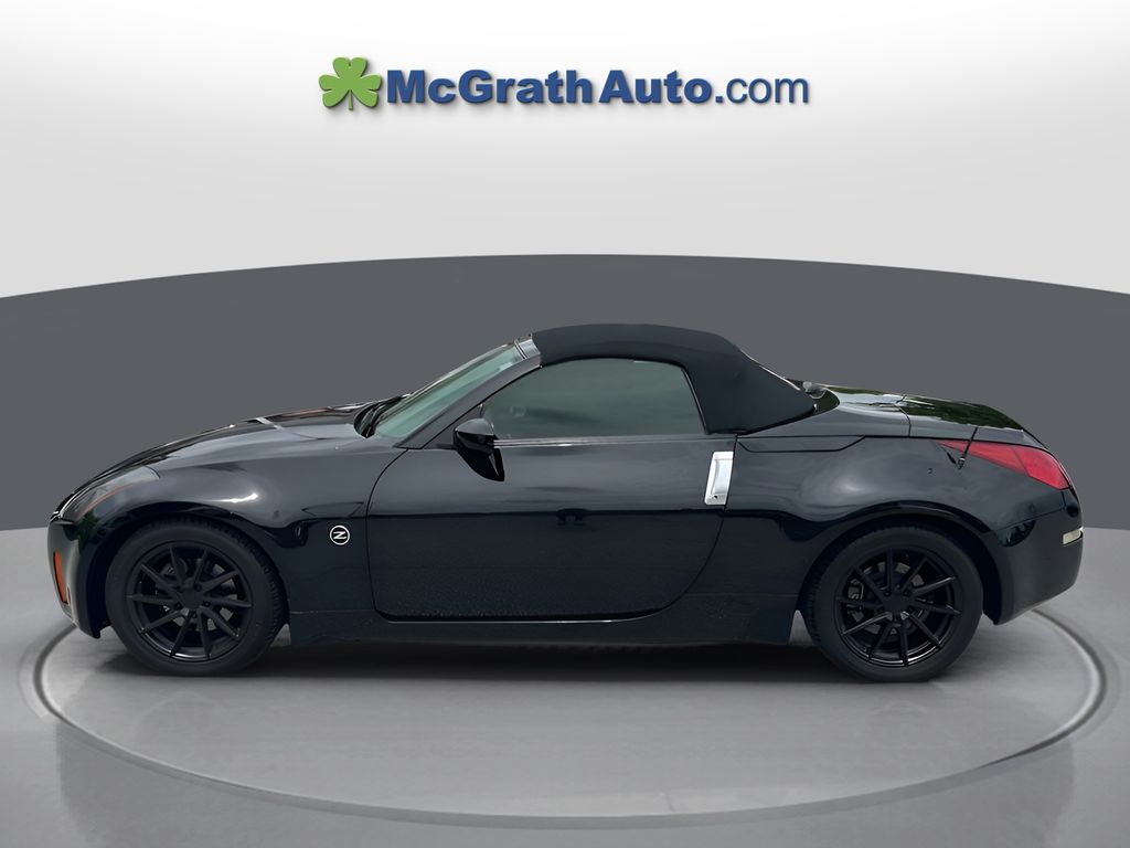 2004 Nissan 350Z Touring photo 4