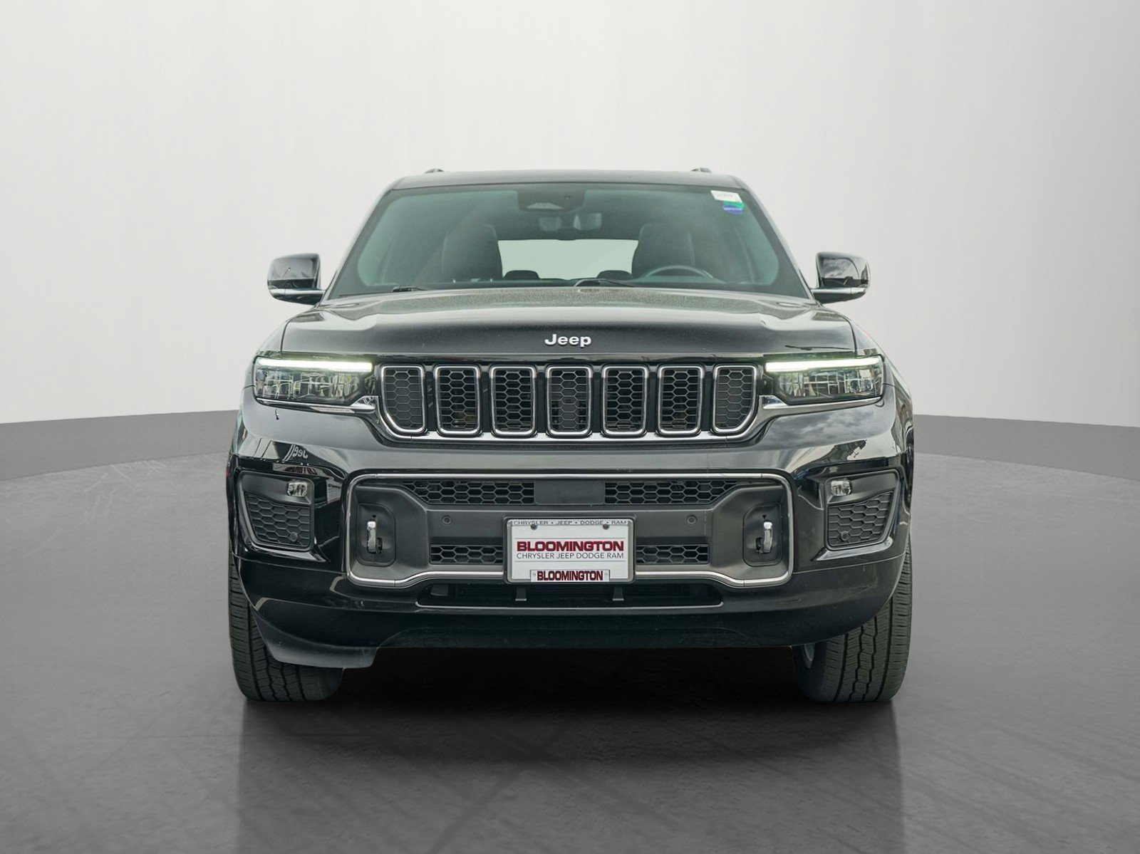Used 2022 Jeep Grand Cherokee L Overland with VIN 1C4RJKDG5N8518931 for sale in Minneapolis, Minnesota