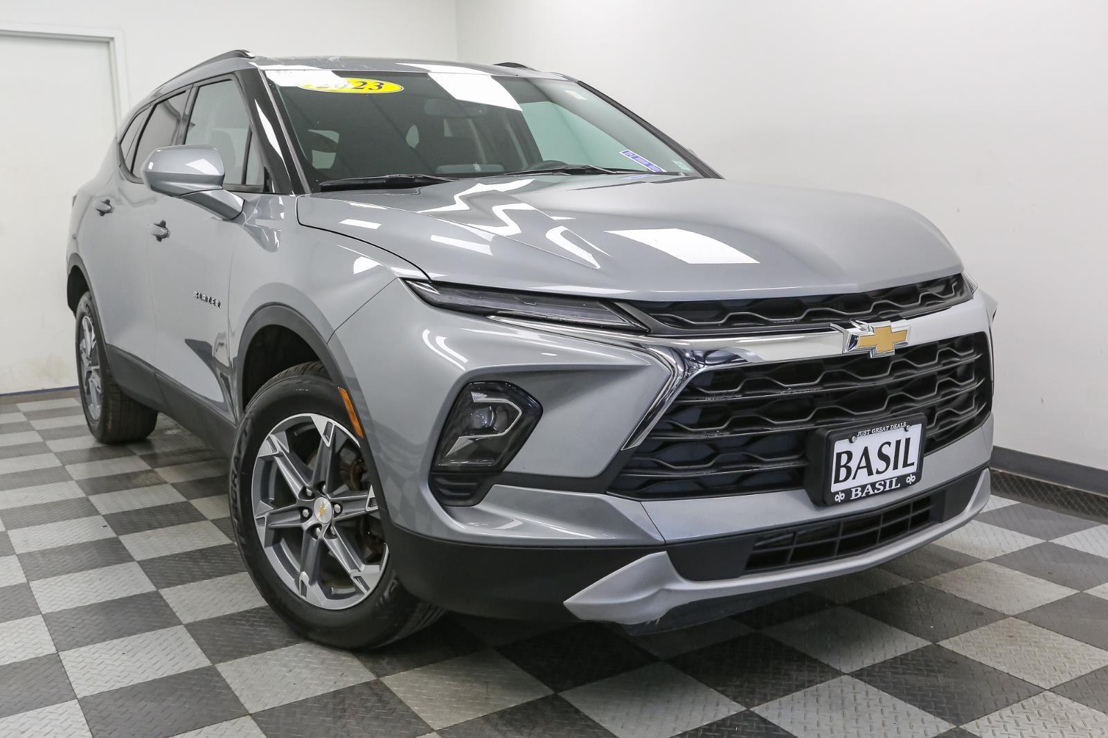2023 Chevrolet Blazer 2LT photo 2
