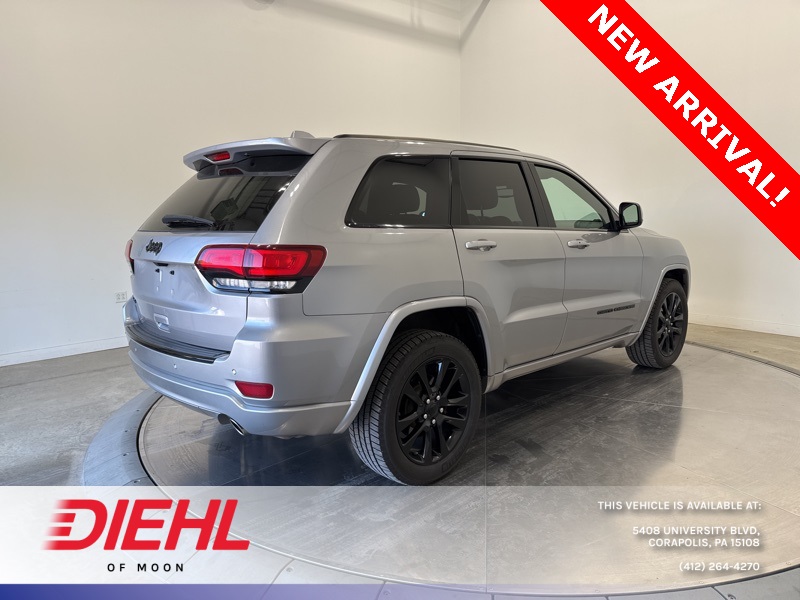 2018 Jeep Grand Cherokee Altitude photo 7