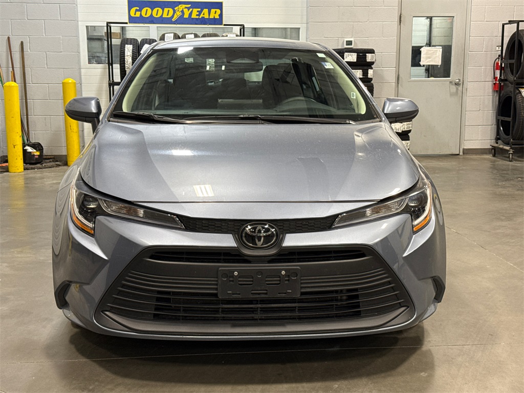 Used 2024 Toyota Corolla LE with VIN 5YFB4MDE5RP116484 for sale in Northfield, Minnesota