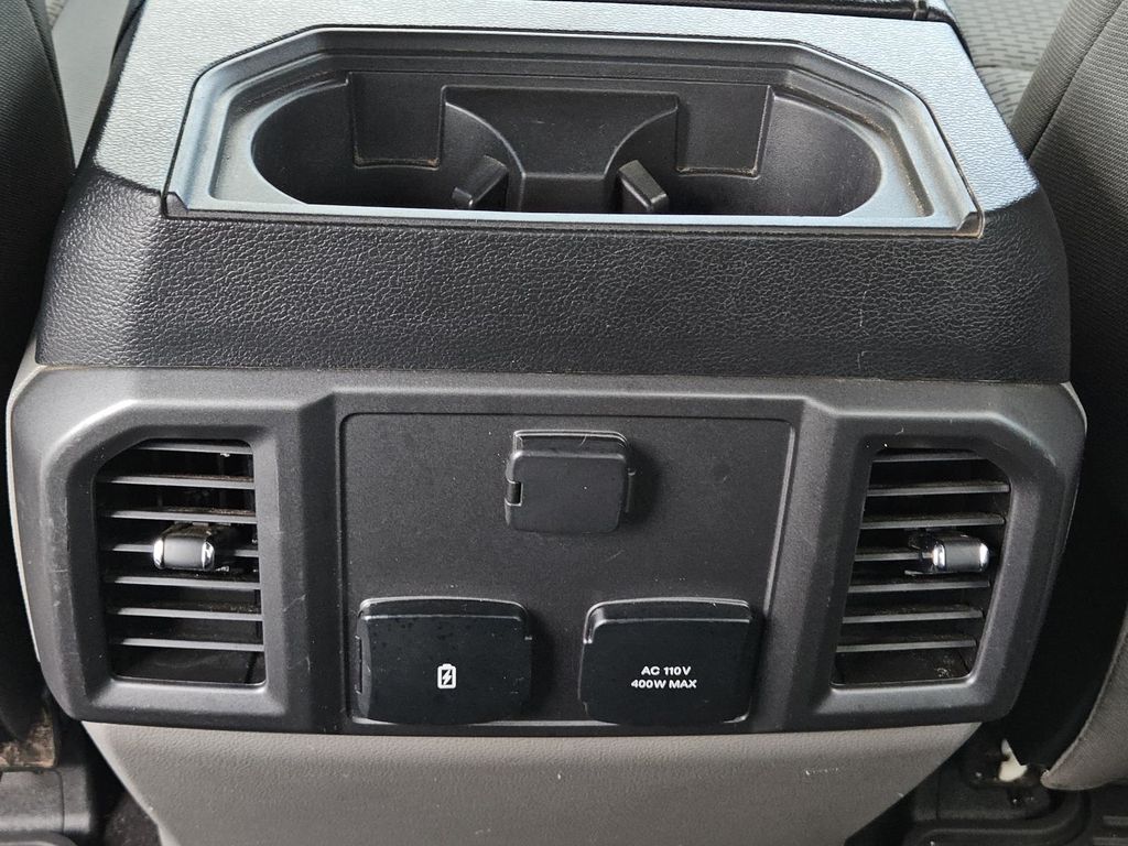 2019 Ford F-150 XLT photo 26