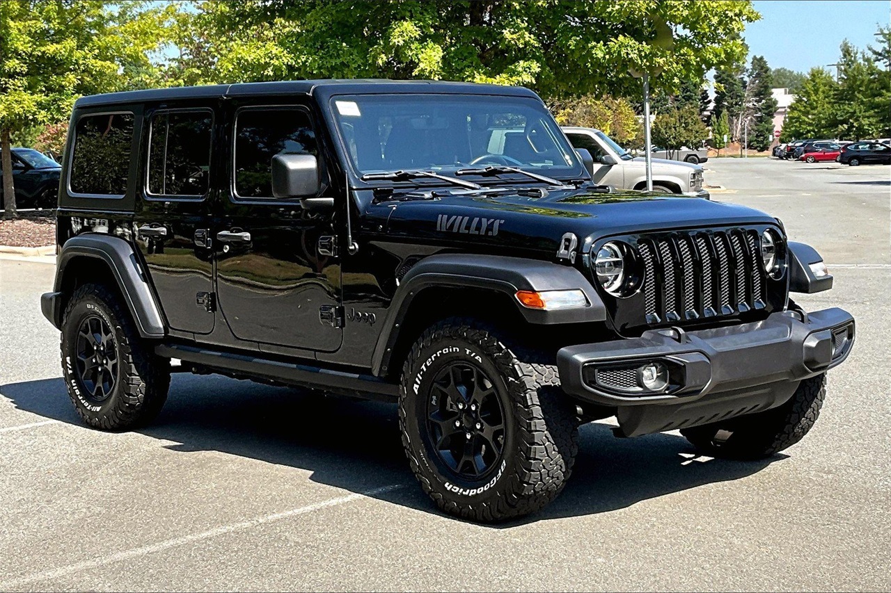2022 Jeep Wrangler Unlimited Sport photo 2