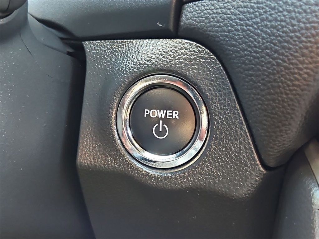 2023 Toyota RAV4 Hybrid XLE photo 16