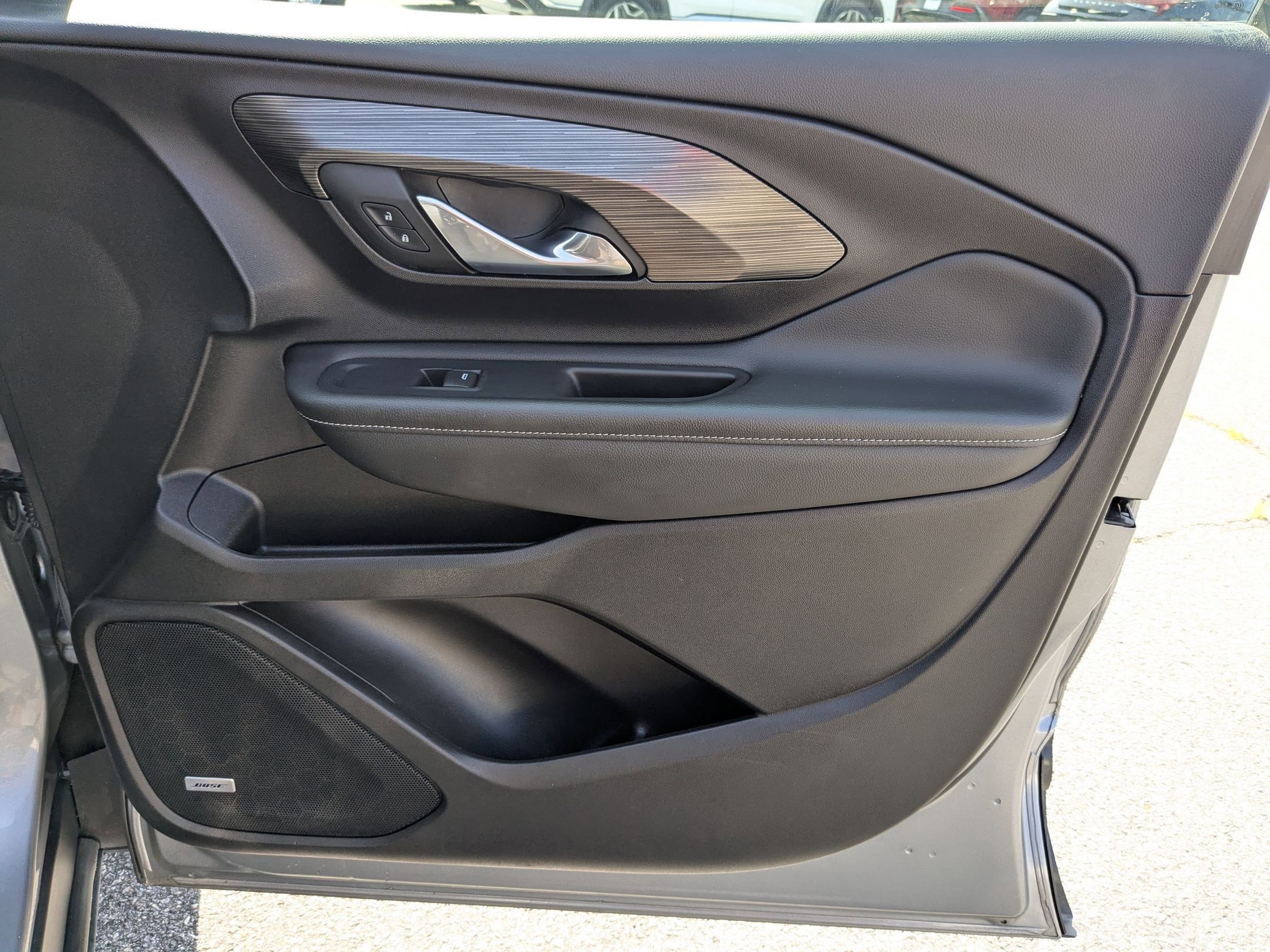 2024 Gmc Terrain SLT photo 40