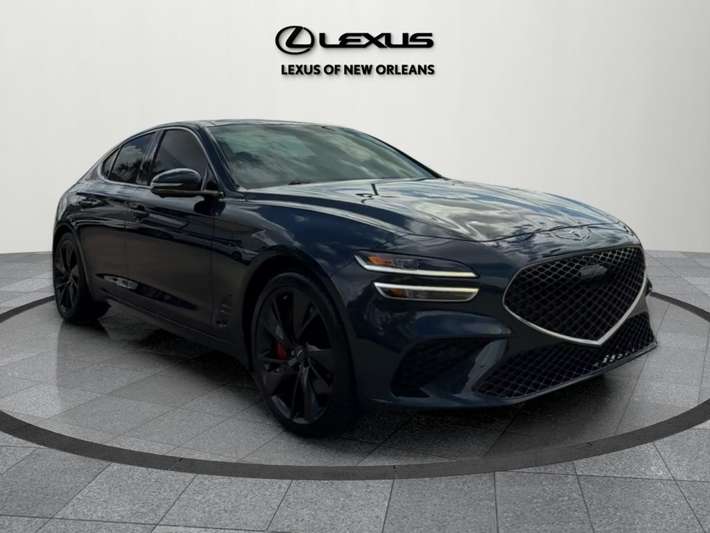 2023 GENESIS G70 Standard's photo