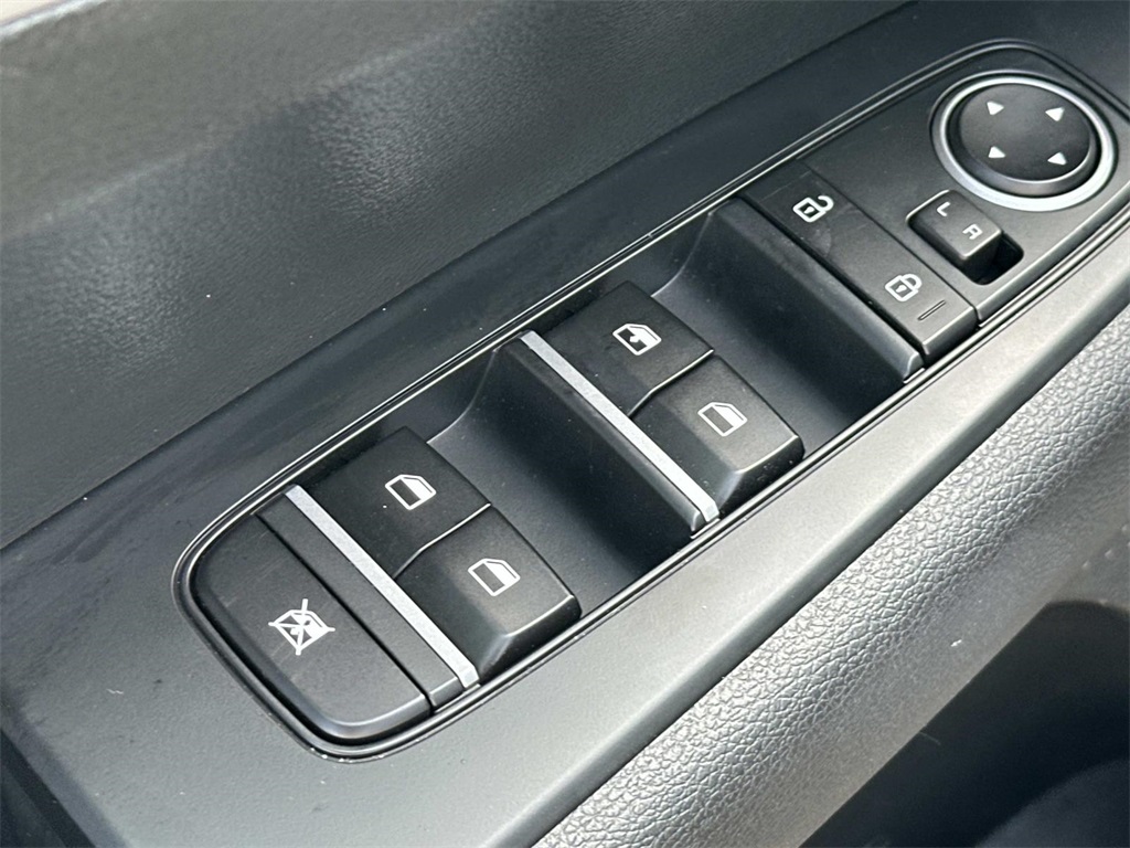 2024 Kia Forte LXS photo 29