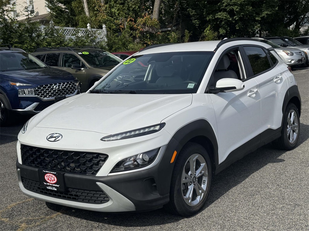 2022 Hyundai Kona SEL photo 3
