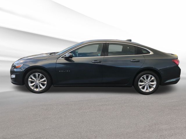 Used 2019 Chevrolet Malibu 1LT with VIN 1G1ZD5ST3KF161046 for sale in Gresham, OR