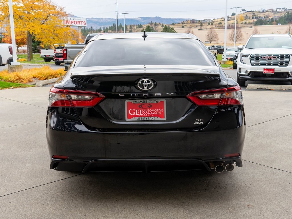 2021 Toyota Camry SE photo 4