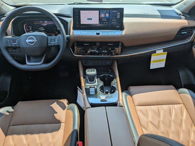 2025 Nissan Rogue Platinum photo 7